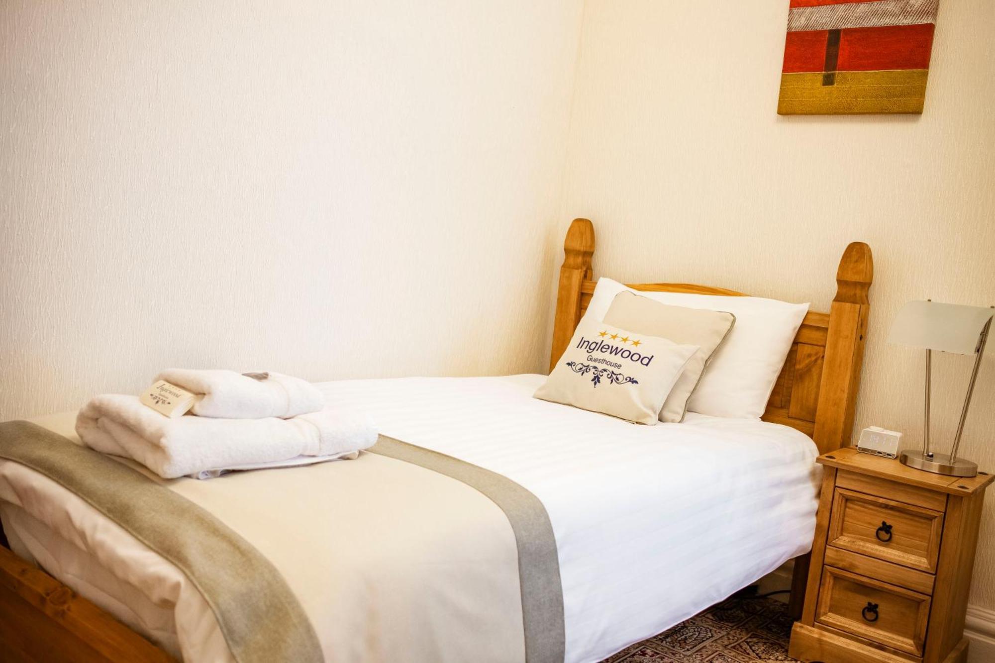 Hotel Inglewood - Opul Express Douglas Zimmer foto